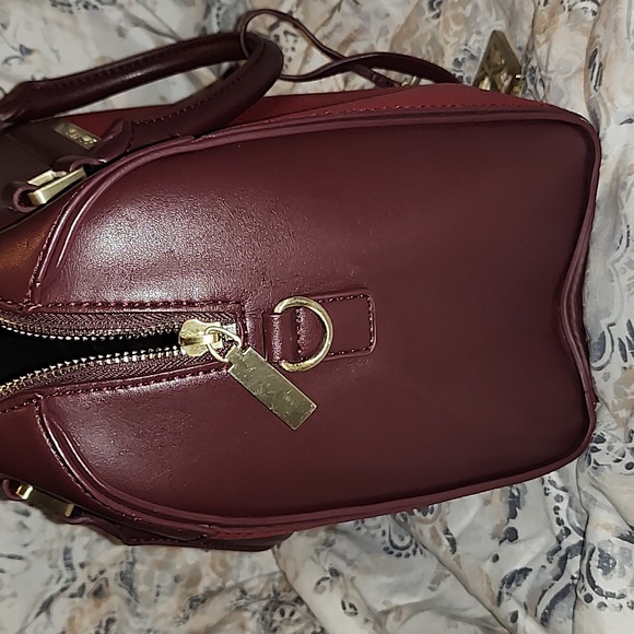 Calvin Klein Women's Purse - Picture 5 of 7